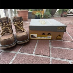 Keen Men's Cincinatti 6 in. Waterproof work boots size 9.5